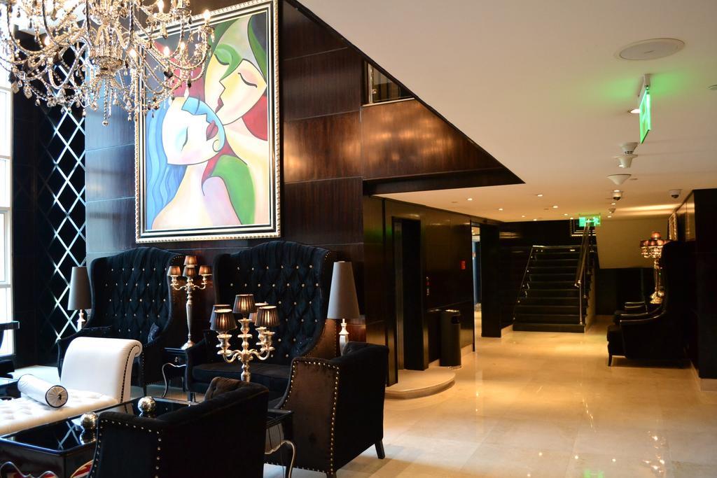 เดดอะ กาเบรียล Hotel ไคโร ภายนอก รูปภาพ The lobby of the hotel