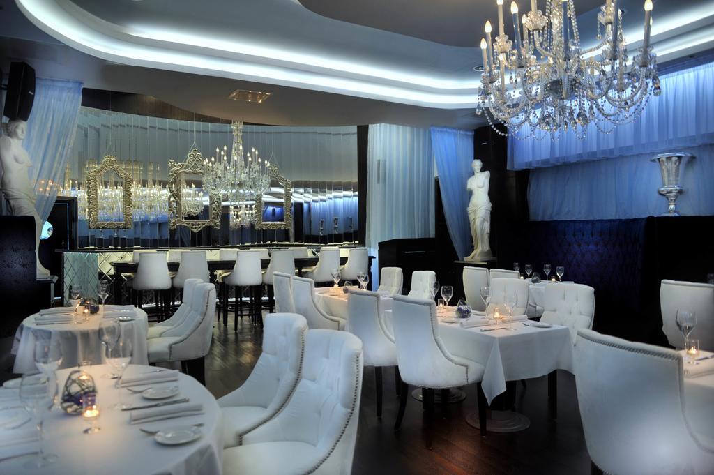 เดดอะ กาเบรียล Hotel ไคโร ภายนอก รูปภาพ Restaurant in the hotel